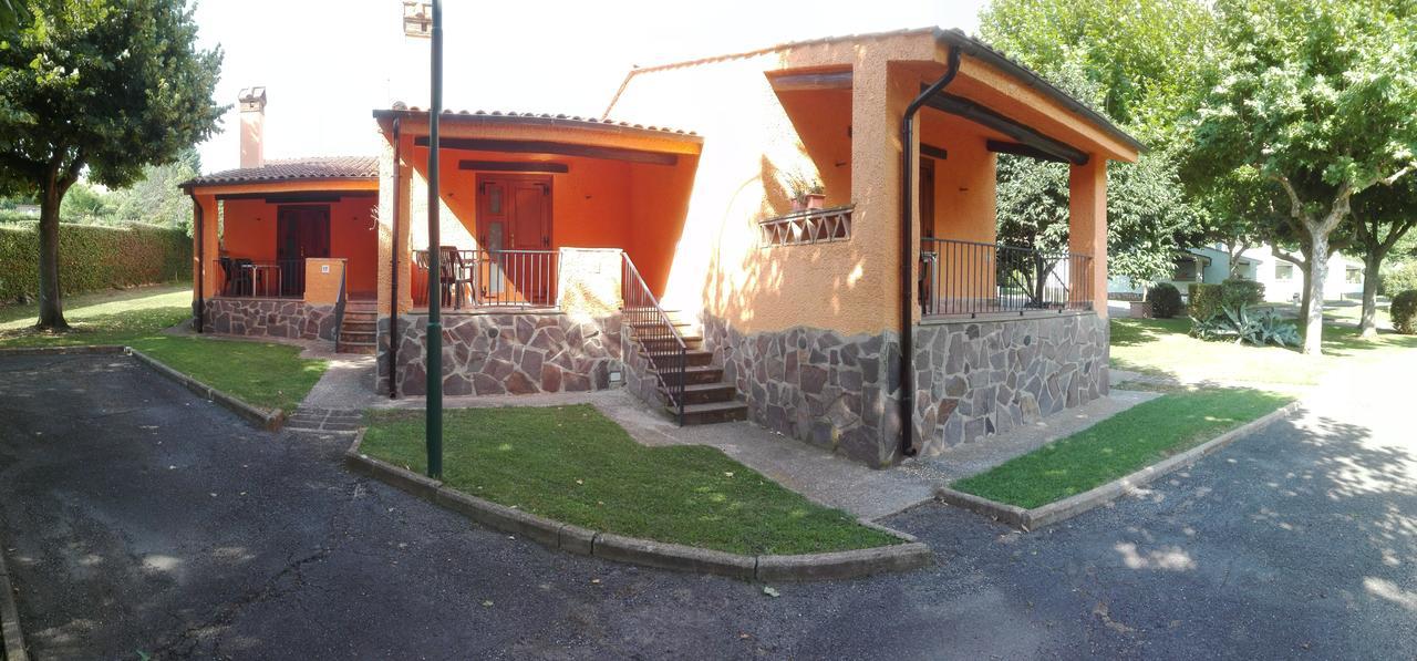 Hotel Il Casale Trevignano Romano Esterno foto